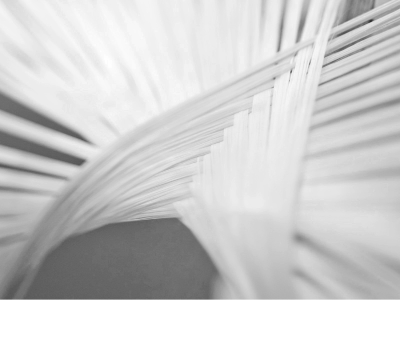 Durch sechs verschiedene Wickelsequenzen variieren der Schichtaufbau und die Faser­orientierungen der einzelnen Lagen an jedem Punkt der Schale und sind auf minimalen Materialverbrauch bei grösstmöglicher Steifigkeit und geringer Materialausnutzung ausgelegt.