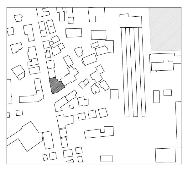 Das Geschäfts- und Wohnhaus liegt keine 500 Meter vom Bahnhof (lineare Strukturen rechts im Plan) entfernt nahe am Bodensee. Der Situationsplan ist genordet. (Plan: Viridén + Partner AG, Zürich)