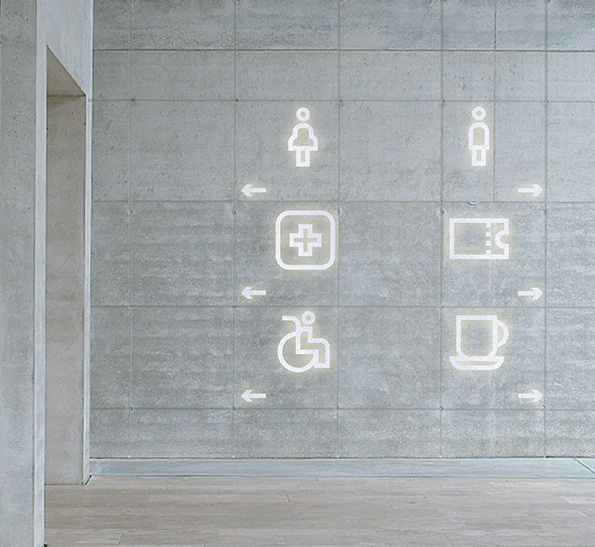 Studie eines BlingCrete-Steuerungs- und -Leitsystems mit einer berührungssensitiven Betonoberfläche (2010). (Foto: Roman Polster)