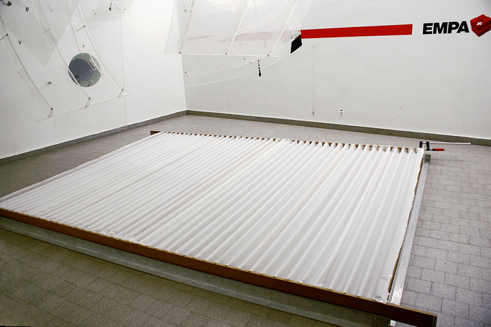 In diesem Hallraum wird an der Empa die Schallabsorption der Gewebe für die Vorhänge gemessen. (Foto: Empa)