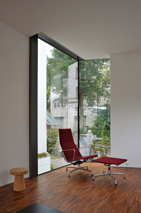 Die klaren Linien des Anbaus. (Foto: Marko Sauer)