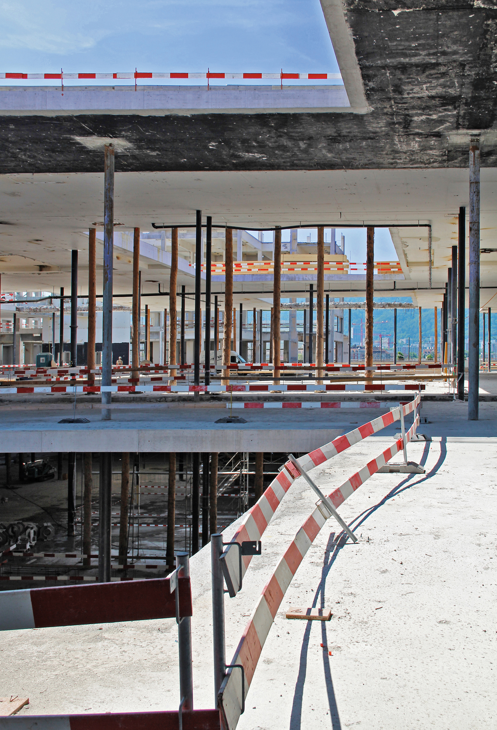 Die Toni-Molkerei wurde 2011 bis auf ihren Rohbau rückgebaut, dieser wurde dann stark angepasst. Die Voraussetzungen dafür waren von Beginn an eingeplant worden. (Foto: Clementine Hegner-van Rooden)