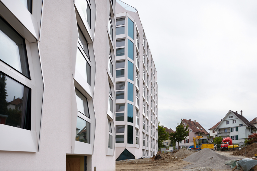 Ersatzneubau aus der gegenwärtigen Verdichtungskampagne. Undend Architekten: Siedlung Rautistrasse (2014), Zürich Altstetten. (Foto: Hannes Henz)