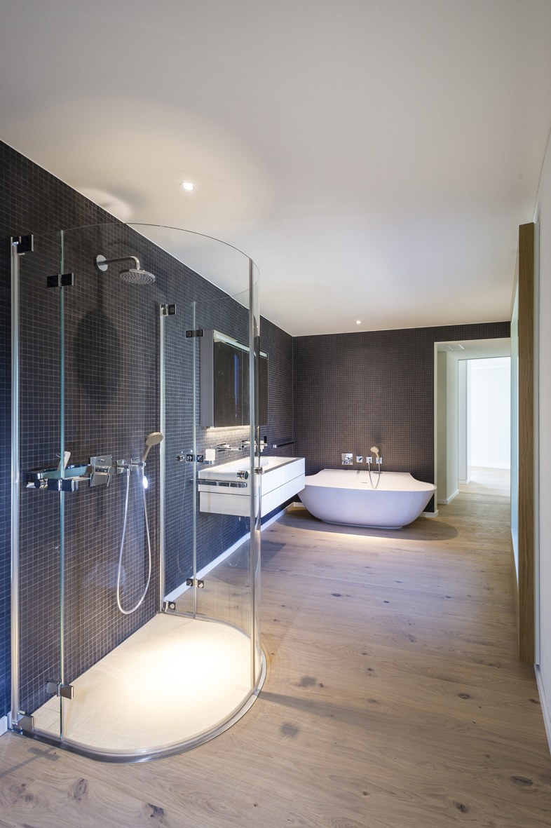 Bad im ersten Obergeschoss