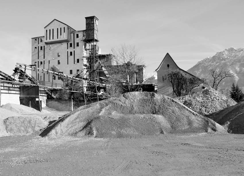 Anerkennung: «Schichtwechsel ehemalige Basaltstein AG Buchs SG» (Bachelorarbeit Architektur), Dinah Brütsch, Universität Liechtenstein.