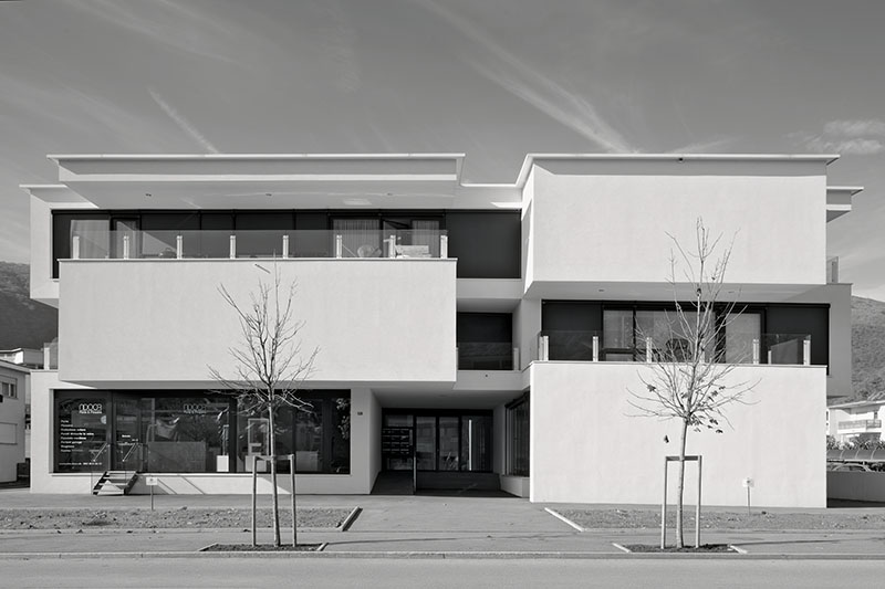 Entrata e facciata dell'edificio. (Foto: Marcelo Villada)