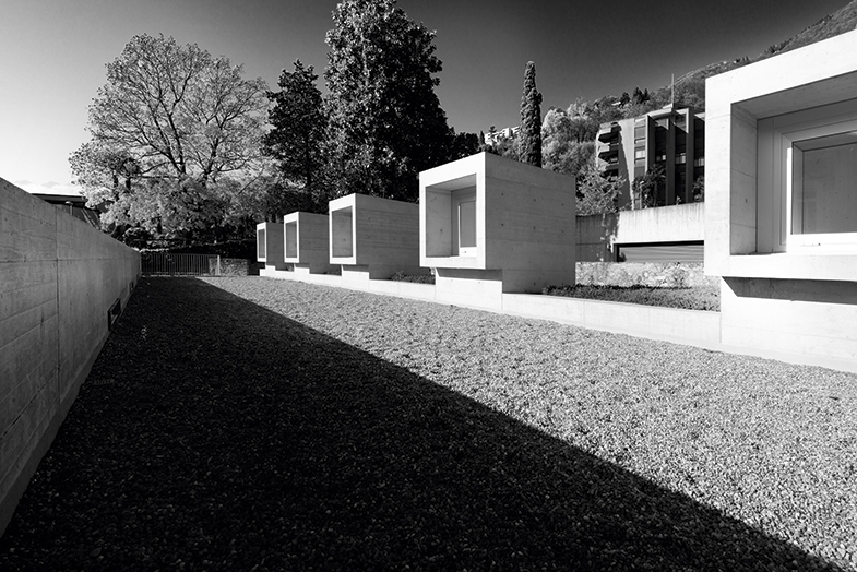 Vista trasversale del Centro Professionale Commerciale, Locarno (Foto: Nicola Roman Walbeck e Maya Fritschi)