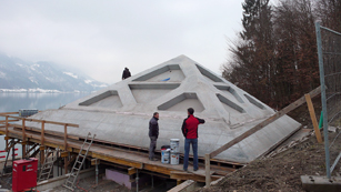 Tetto in costruzione, fase 2. (Foto: Karin Gauch, Fabien Schwartz)