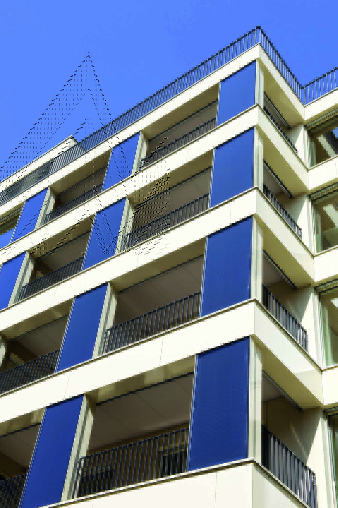 Stabile amministrativo-abitativo. Zurigo Stadelhofen, 2012, facciata sud. (Foto: René Rötheli)