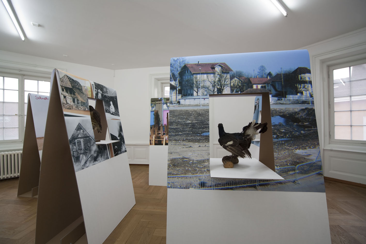 Gilles Aubry und Yves Mettler, «Sand der kommt, Sand der geht», 2012, Ausstellung «Black Move», Kunsthaus Langenthal