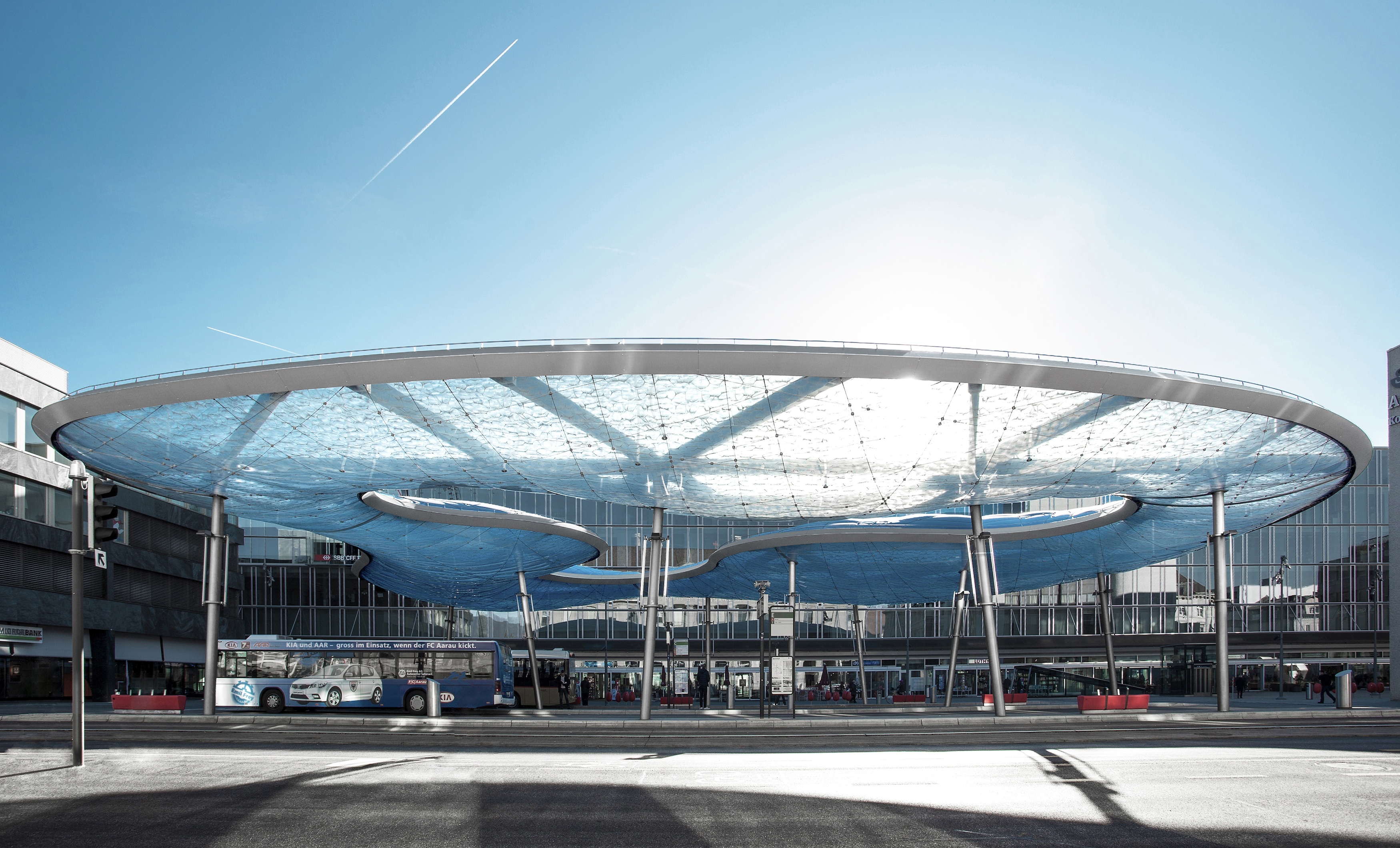 Spezialpreis «Beste Team-Leistung»: Bahnhofplatz und Bushof Aarau. (Foto: Niklaus Spoerri, Zürich + Mensur Zulji, Niederrohrdorf + Stefan Jauslin, Zürich)