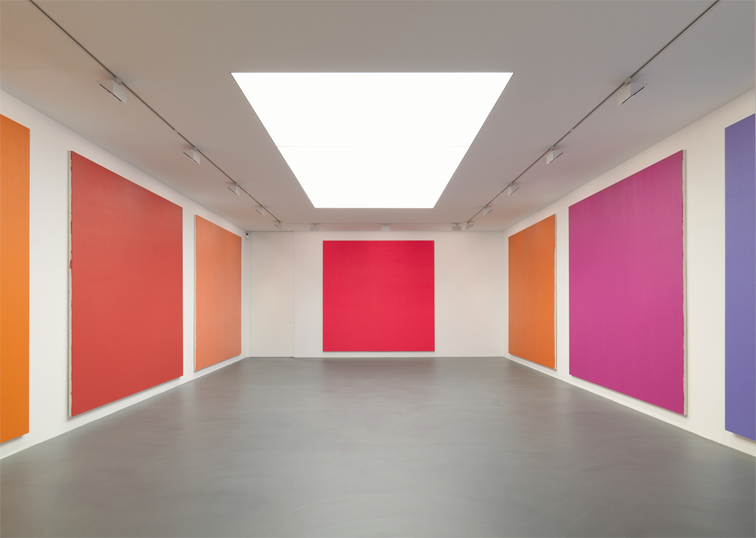 Olivier Mosset, Ten Monochromes, Installation view, 2007, Galerie Caratsch, Zürich.