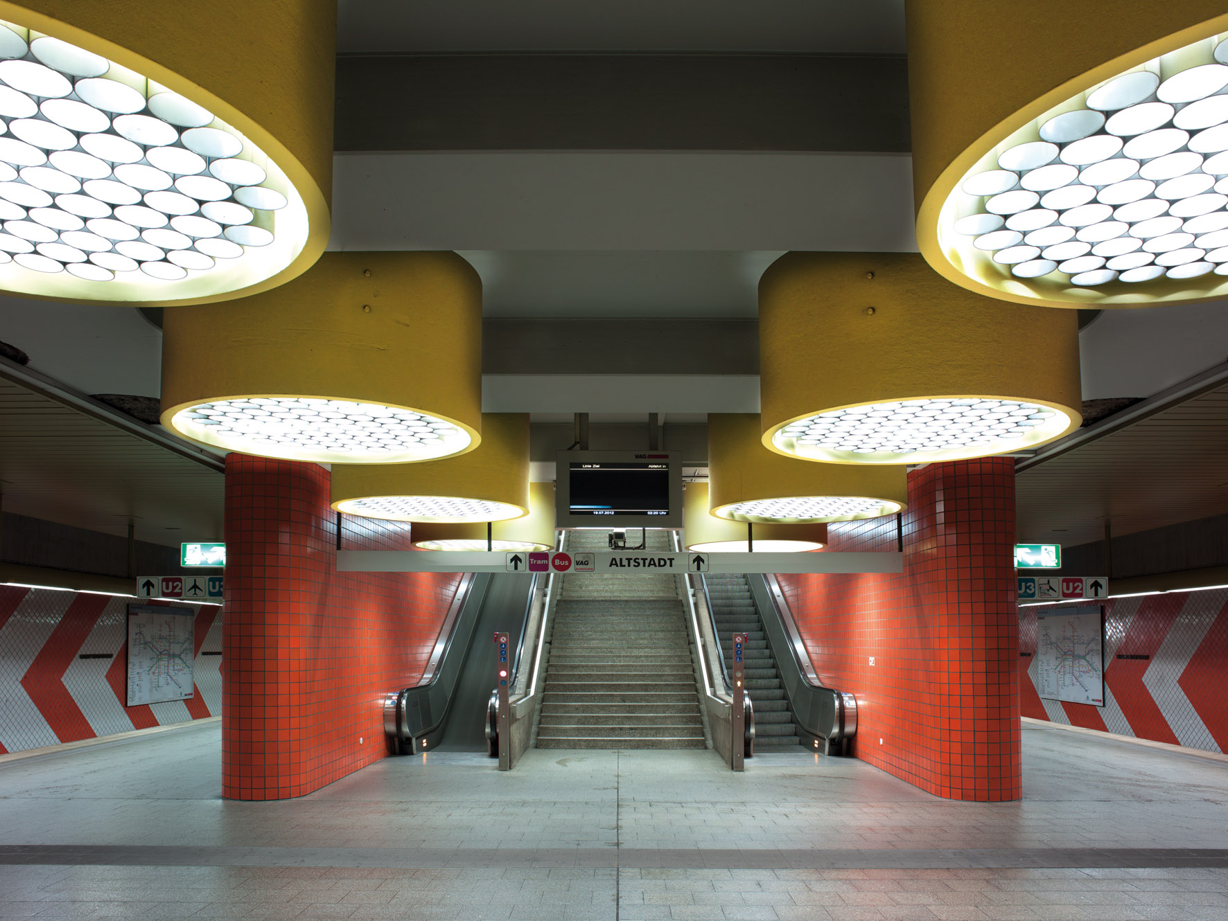 Nürnberg: «Hauptbahnhof». (Bild: Micha Pawlitzki &amp; Edition Panorama)