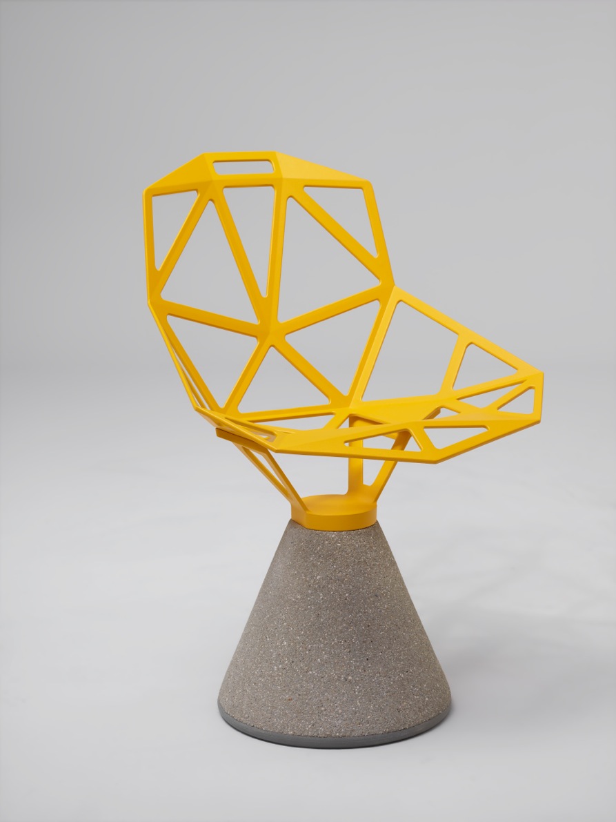 Das Sitzmöbel Chair-One für Magis hat Grcic wie er selber sagt mit einer Mischung aus Naivität und Übermut entwickelt. Der Sitz besteht aus Aluminiumdruckguss, der Sockel aus Beton. (Bild: Florian Böhm)
