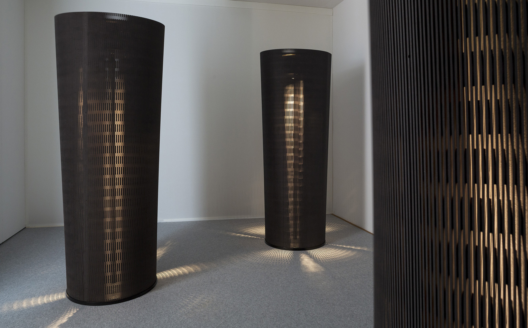 «Dancing Columns»: Die tanzenden Säulen des Designstudios Greutmann Bolzern.