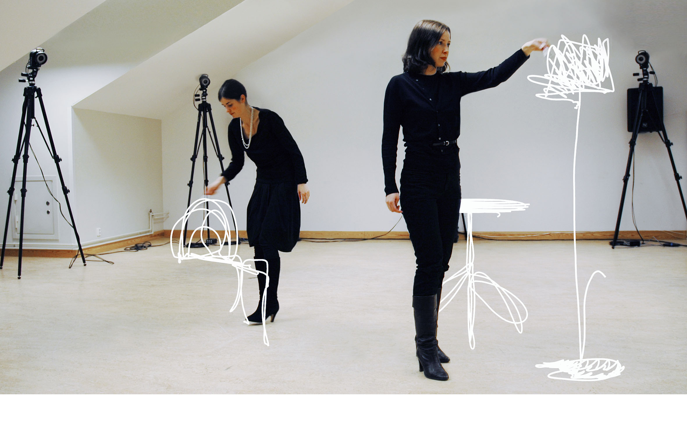 Anna Lindgren und Katja Sävström von Front Design beim Projekt «Materialized Sketch Furniture».