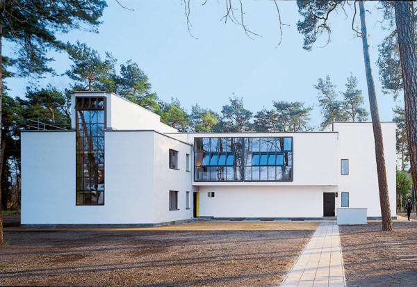Walter Gropius, Meisterhaus Muche-Schlemmer 1926-1927 e 1926-1929 Dessau. (Foto: Brenne Architekten)