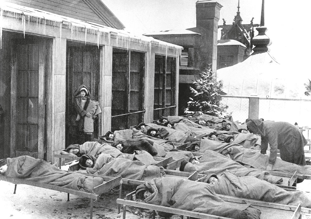 La sieste à l’école de plein air d’Engelbrekt à Stockholm (1915)