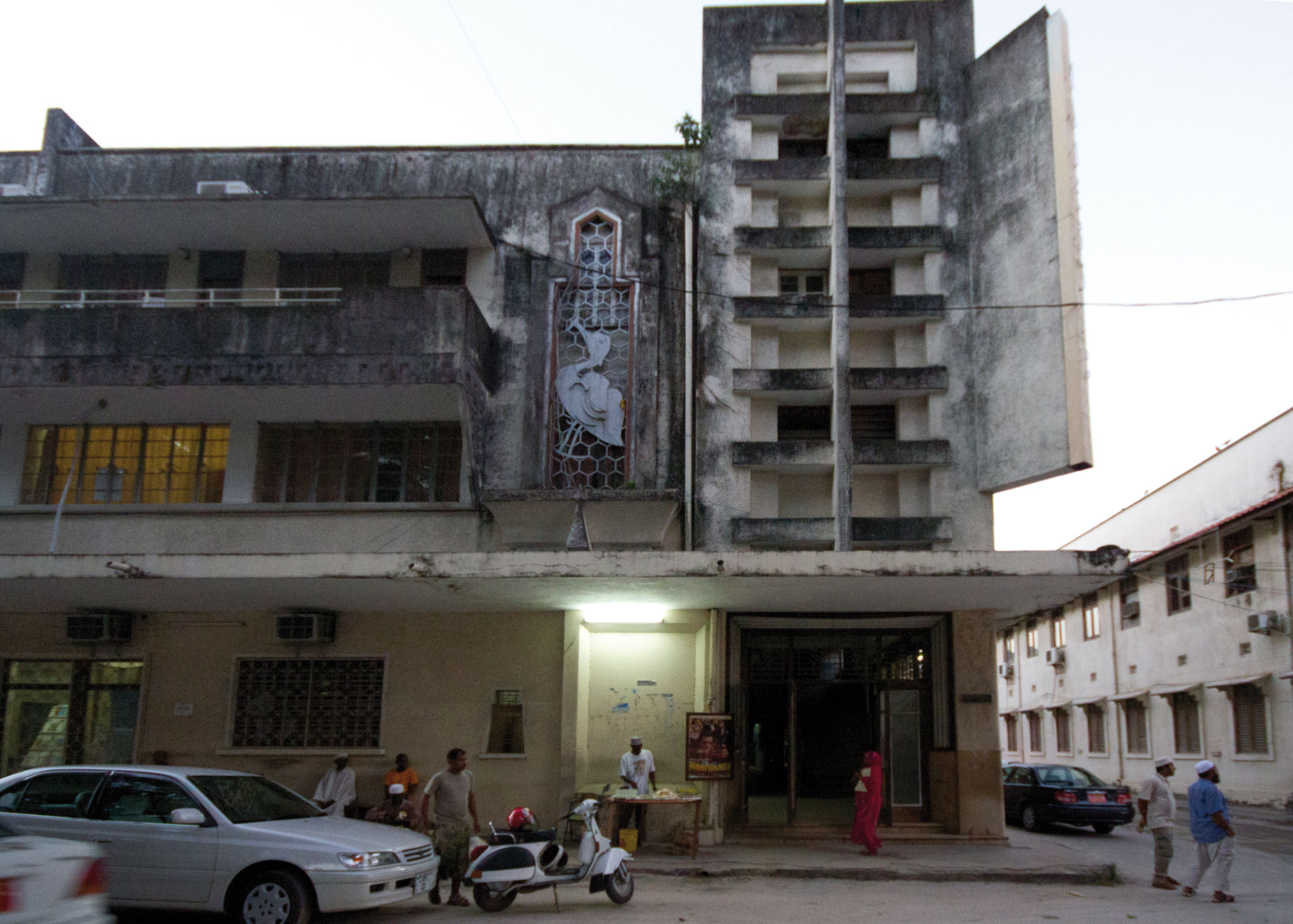 Le Majestic Cinema au crépuscule