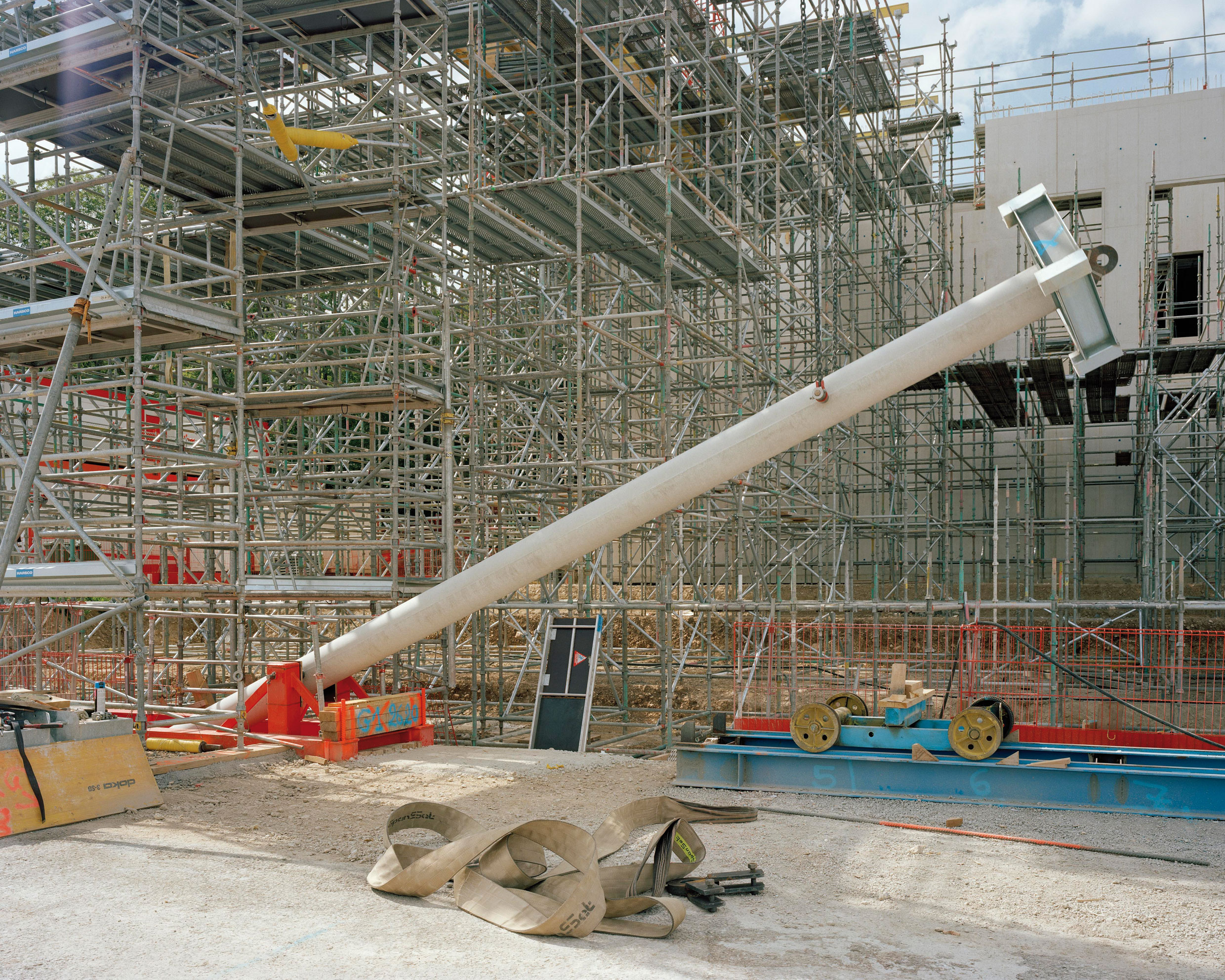 Fig. 7?: Redressement d’une colonne de la canopée