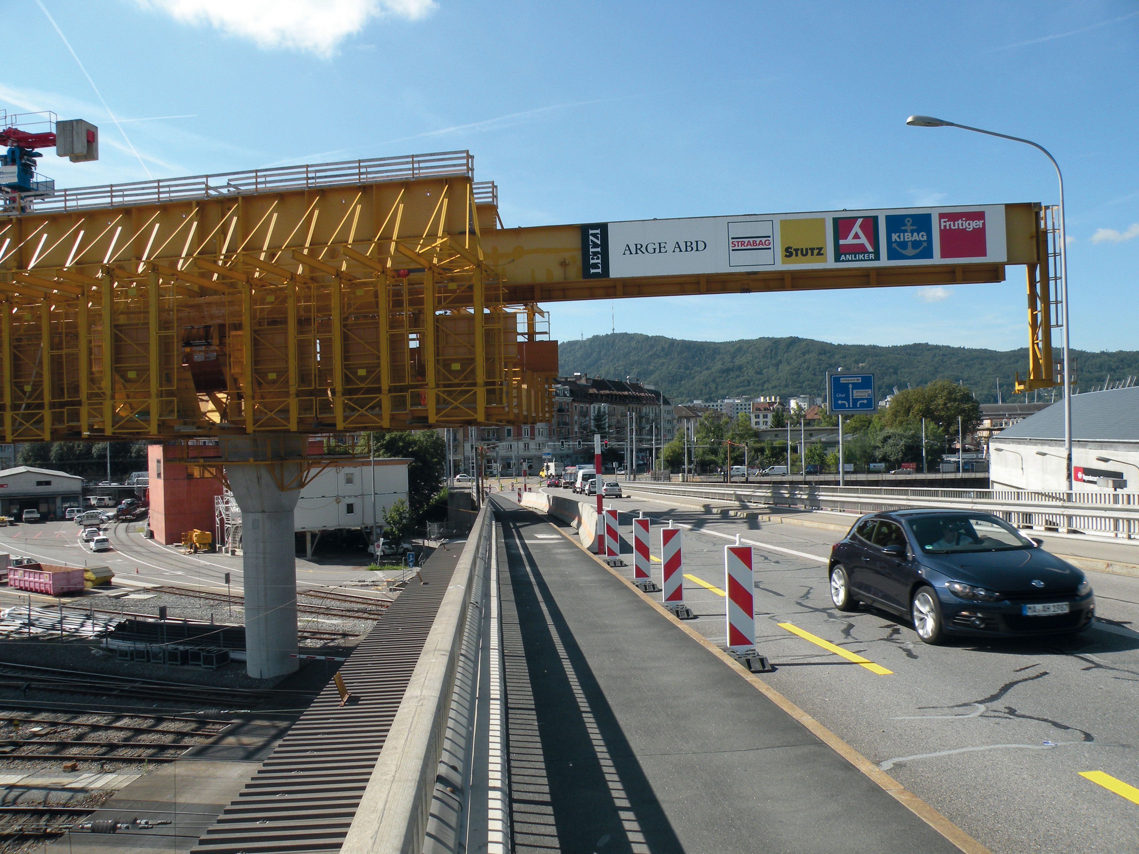 Le cintre au-dessus du Duttweilerbrücke