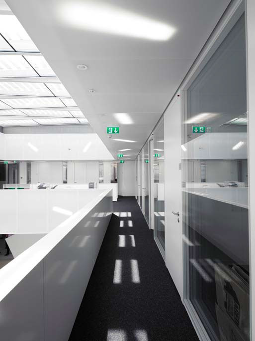 La coursive périphérique de l’atrium