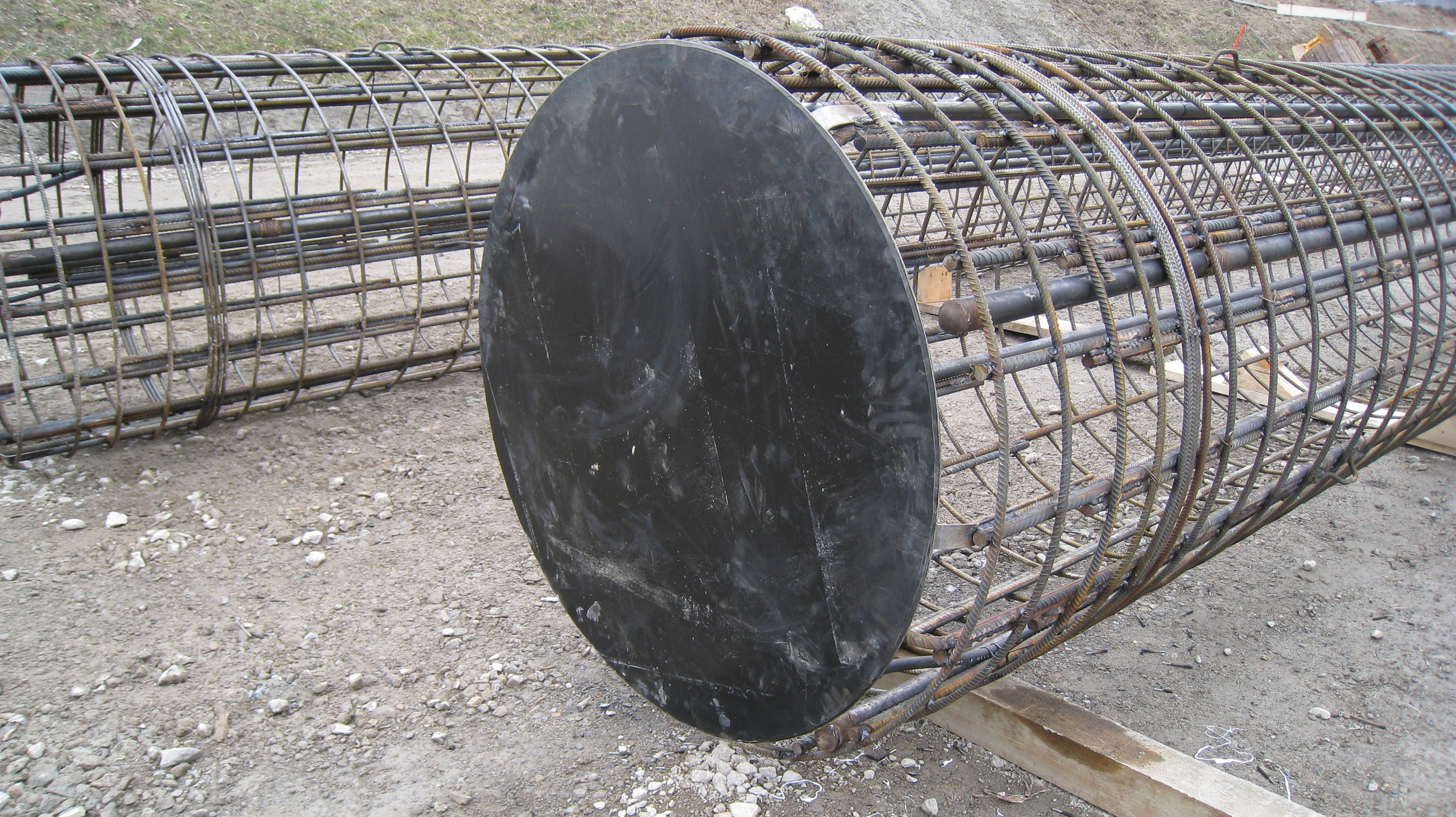 Dispositif pour la création de la «?pétufle?» devant garantir un bon fonctionnement en pointe des pieux