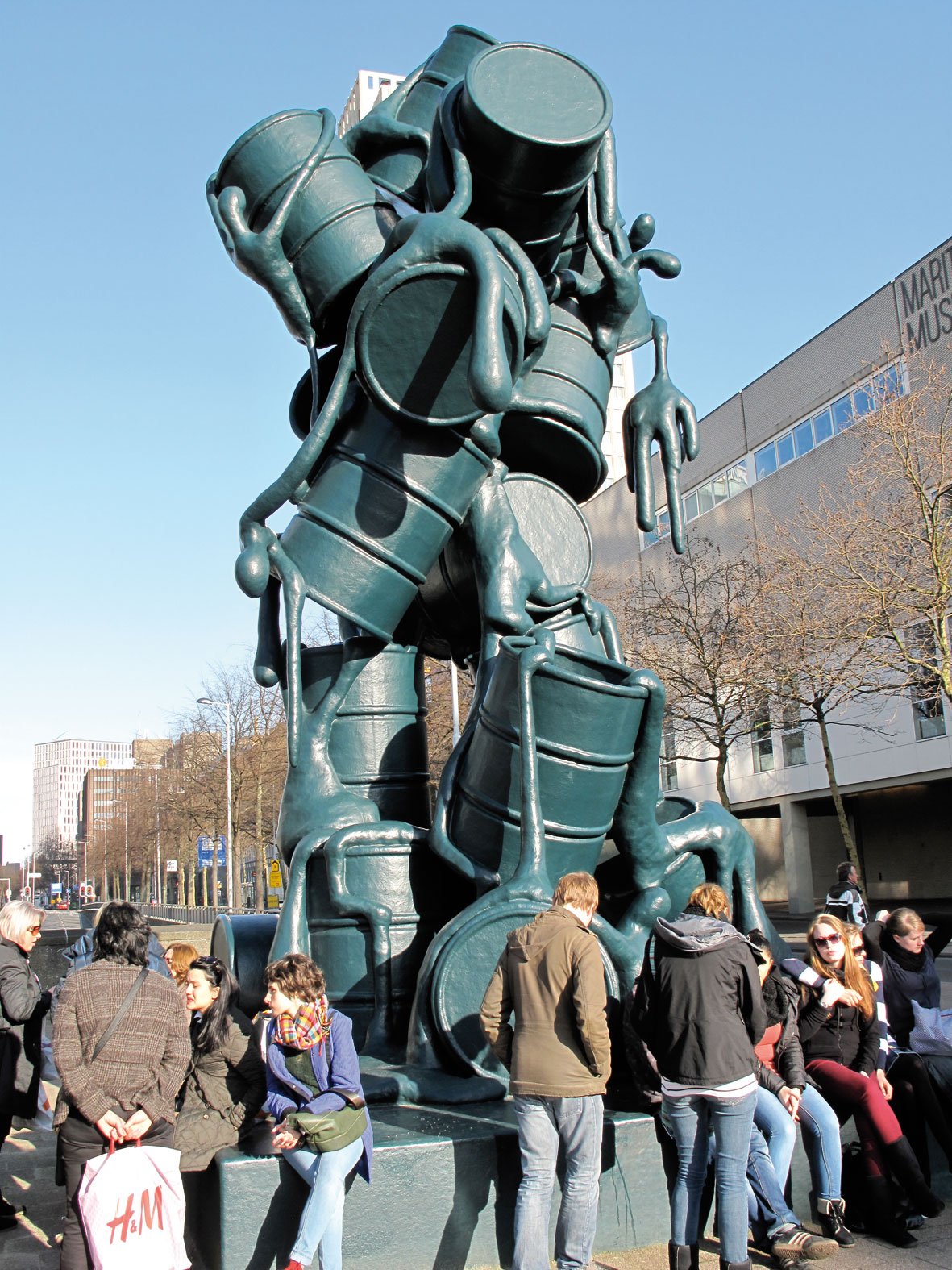 Monument à l’industrie pétrolière face à la bourse de Rotterdam