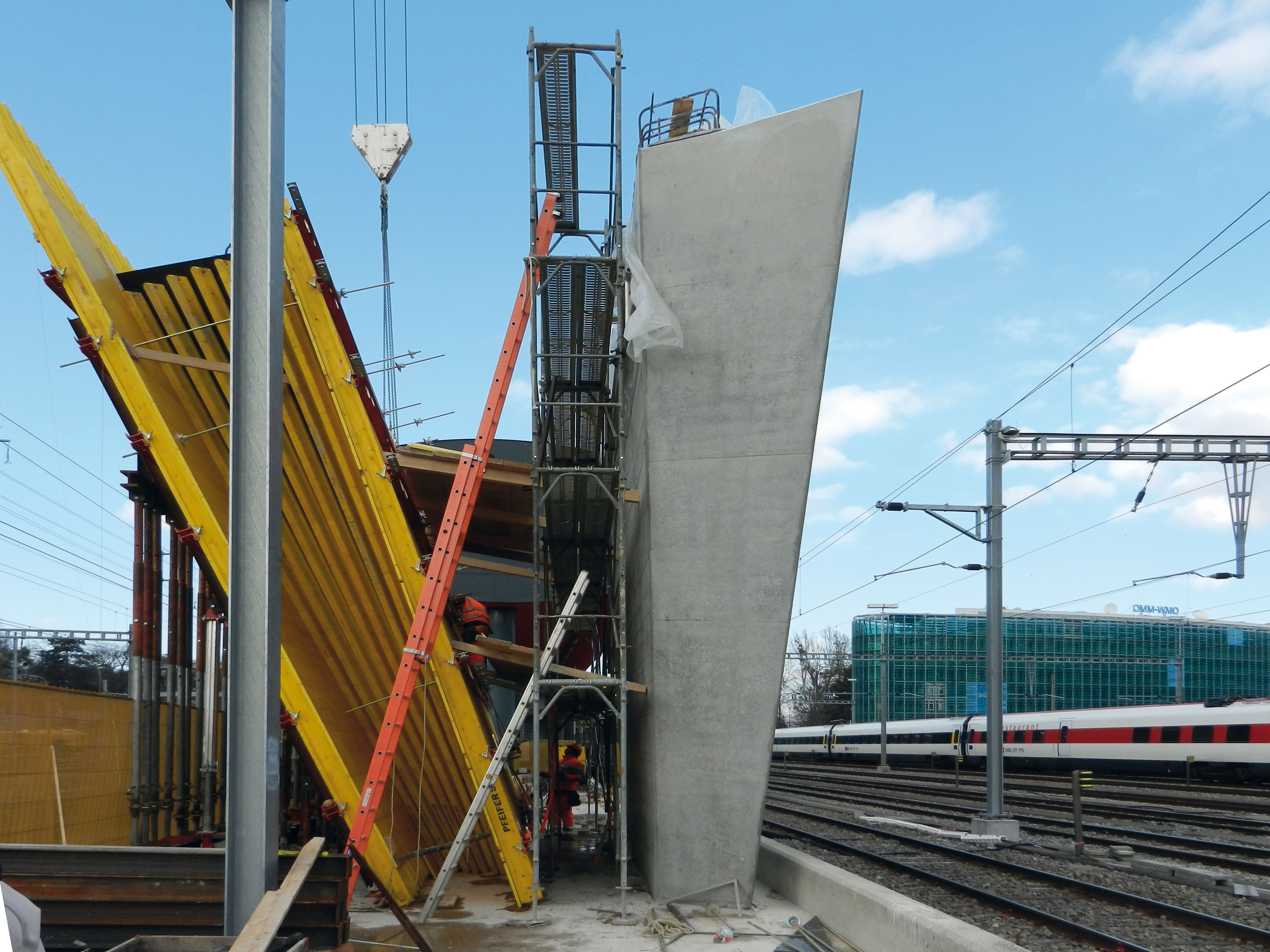 Coffrage et étayage à proximité des voies CFF du voile axe 5