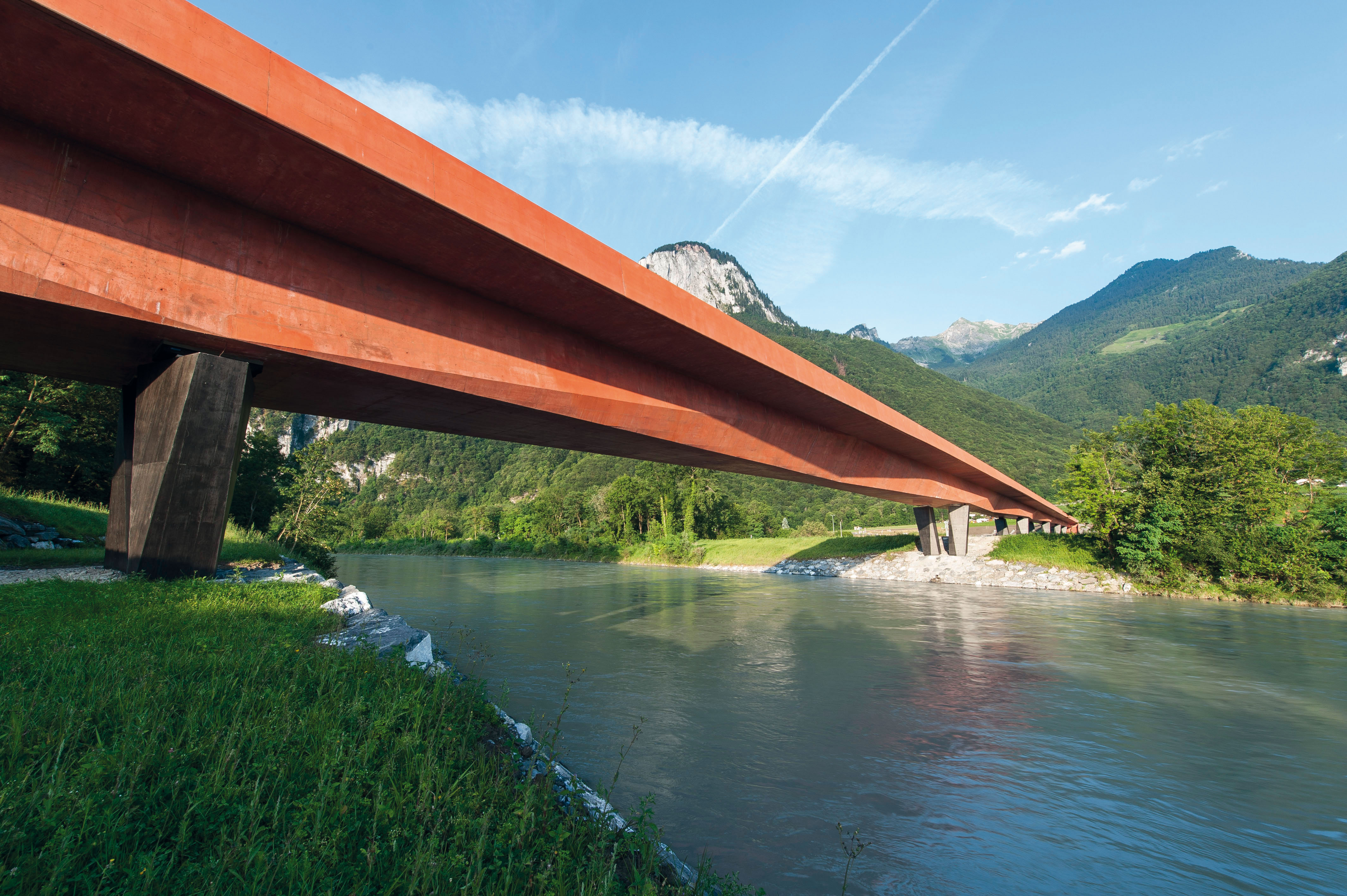 Ligne rouge sur le Rhône