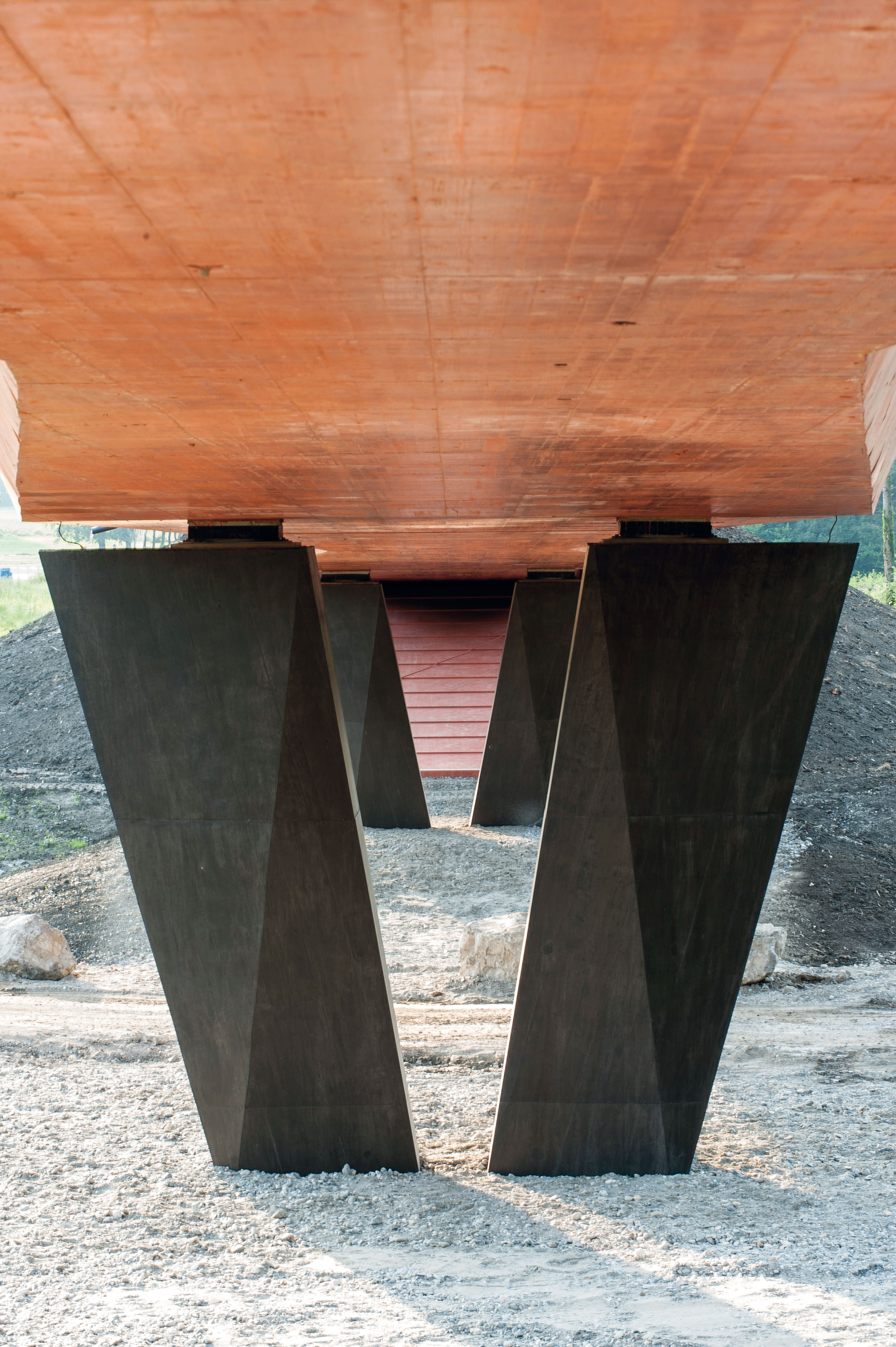 Sous le «Pont rouge»