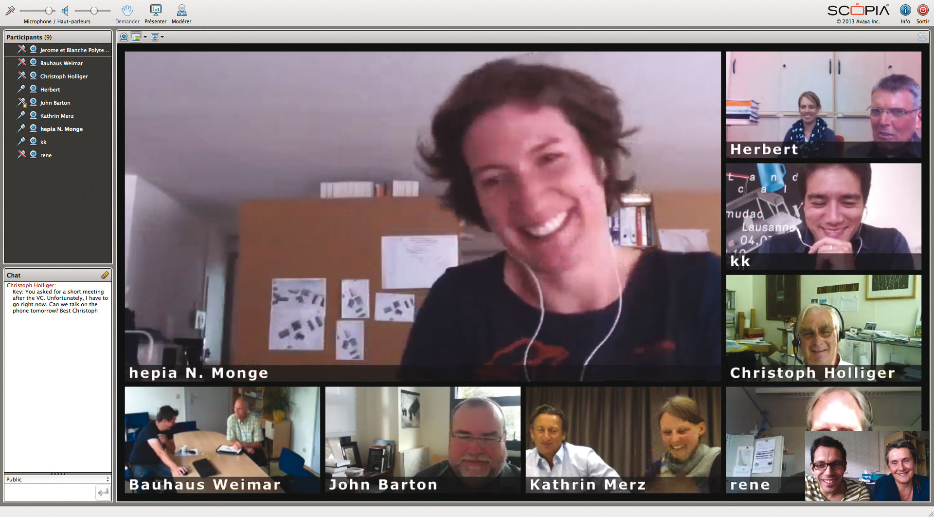 Séance de travail en visioconférence