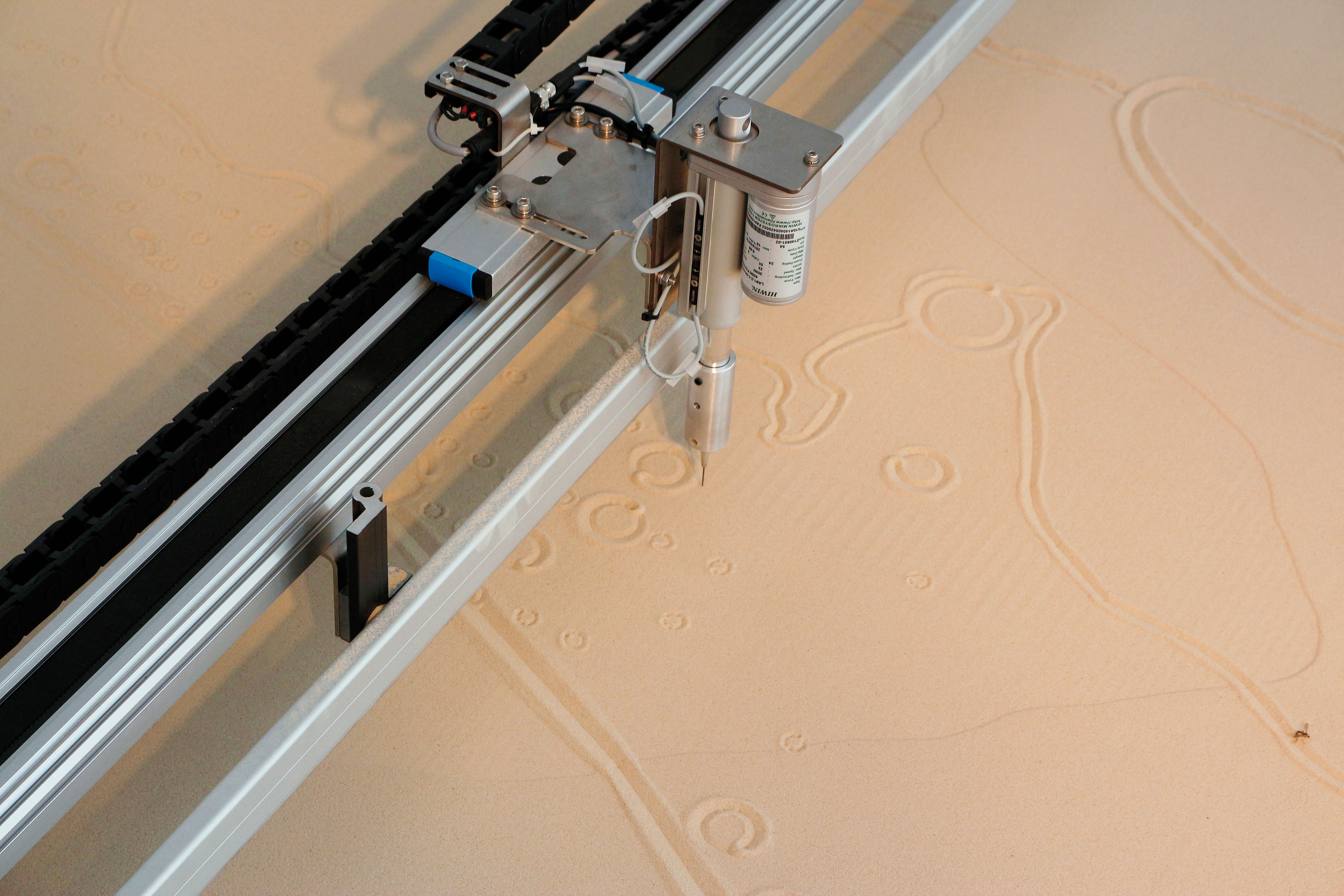 Détail de l’une des quatre «?imprimantes à sable?» exposées dans le pavillon israélien