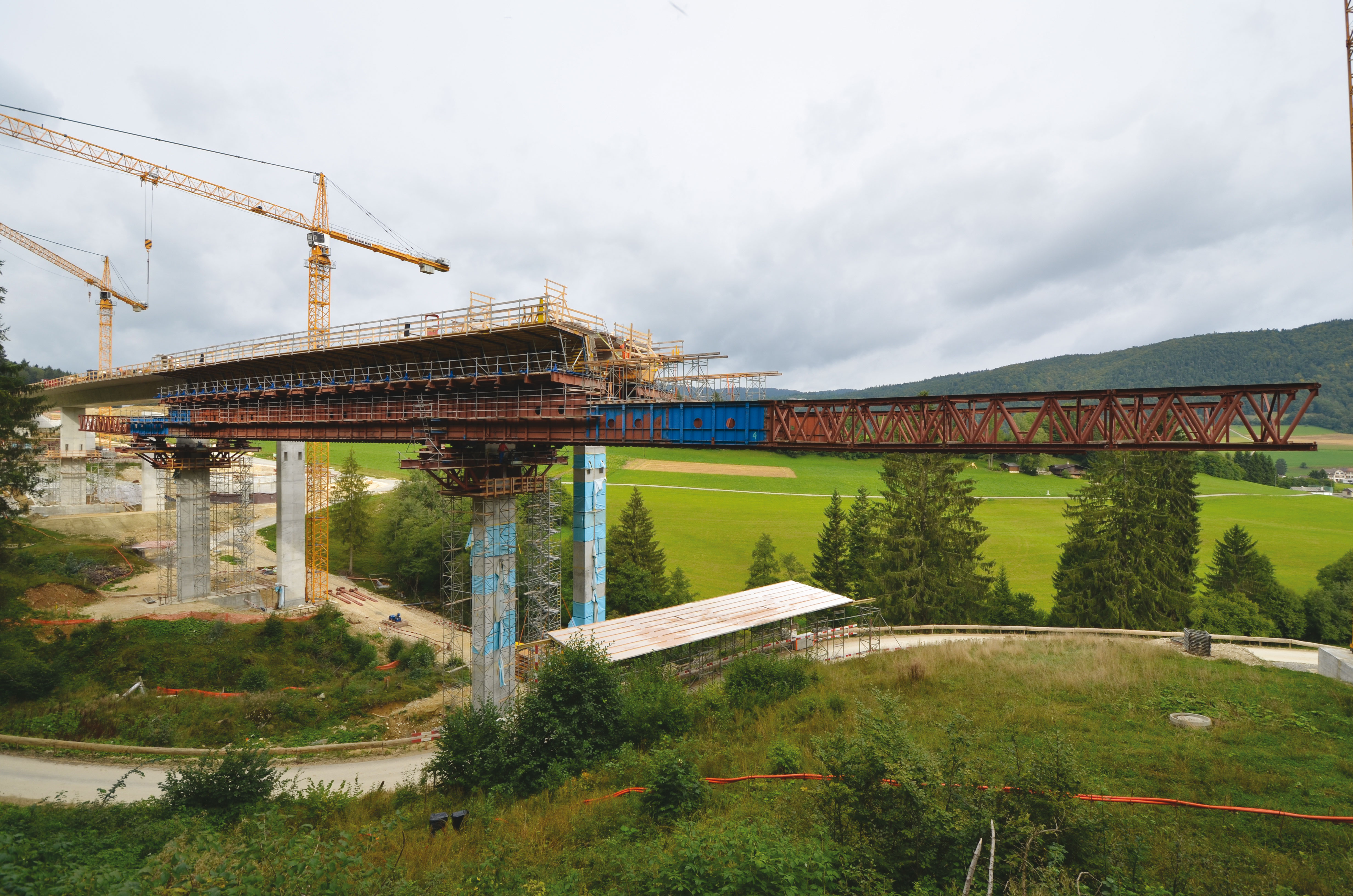 Le cintre autolanceur