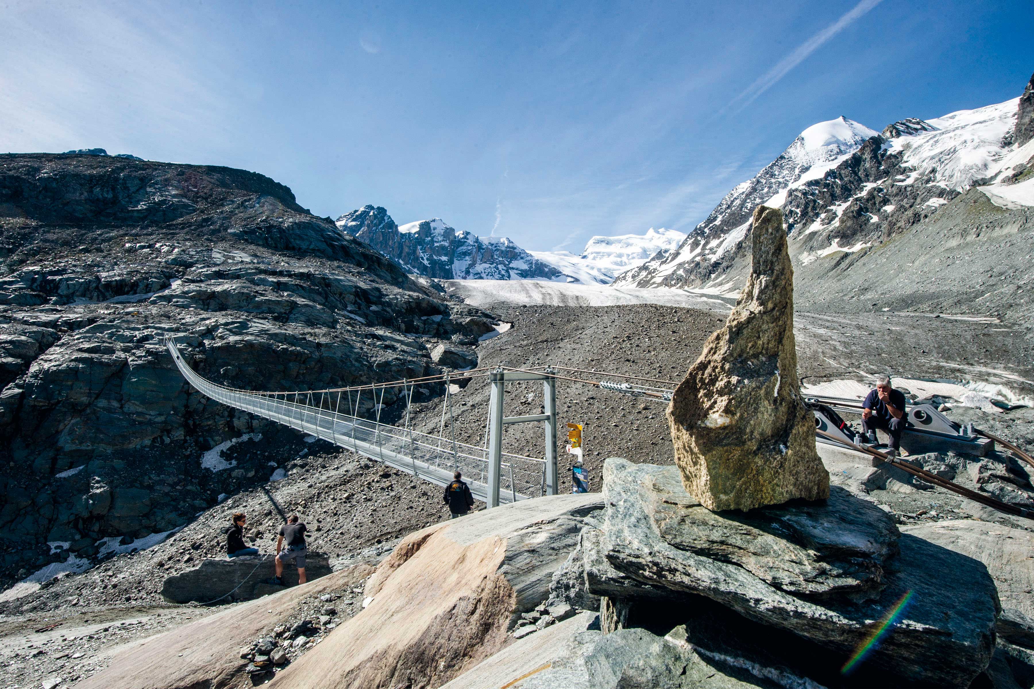 La passerelle de Corbassière, dans le val de Bagnes, Valais