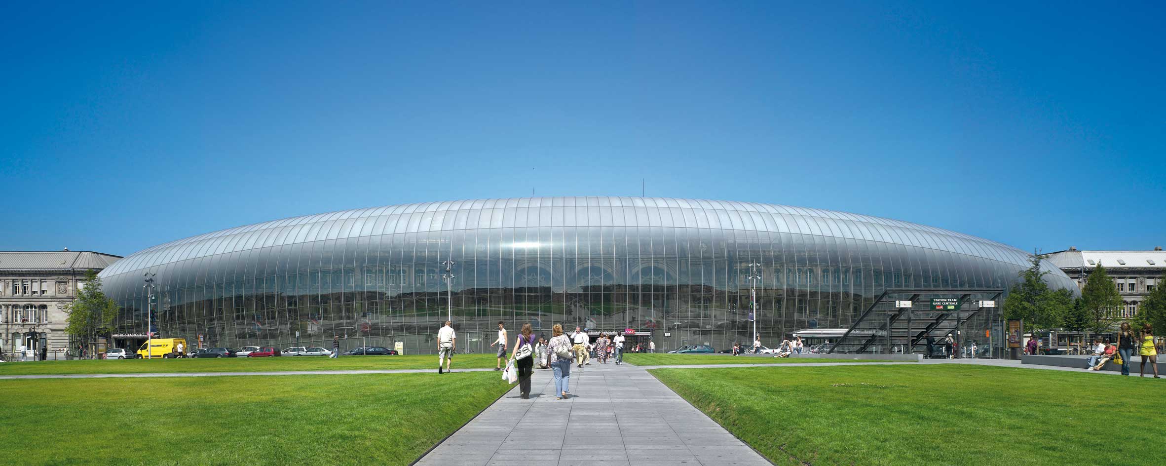 Surface toroïdale de la verrière de la gare TGV de Strasbourg, Architecte AREP, ingénierie RFR