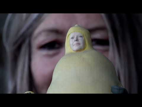 Preview image for the video "Bande annonce du portrait vidéo de CAROLINE BACHMANN".