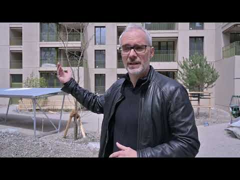 Preview image for the video "En visite – avec la SIA Vaud: Pièce urbaine E des Plaines-du-Loup, Lausanne | Logement idéal".