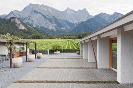 Anerkennung: Weingut Davaz in Fläsch von Atelier-f architekten, Fläsch, 2017 Anerkennung: Weingut Davaz in Fläsch von Atelier-f architekten, Fläsch, 2017