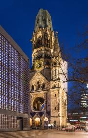 Kategorie: Außenbeleuchtung / Anstrahlung / Turm der Gedächtniskirche, Berlin / Kardorff Ingenieure Lichtplanung GmbH Kategorie: Außenbeleuchtung / Anstrahlung / Turm der Gedächtniskirche, Berlin / Kardorff Ingenieure Lichtplanung GmbH