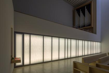 Kategorie: Lichtkunst | Propsteikirche St. Trinitas, Leipzig | Lumen³ GbR Kategorie: Lichtkunst | Propsteikirche St. Trinitas, Leipzig | Lumen³ GbR
