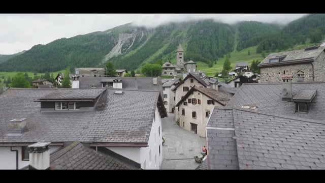 Preview image for the video "Wenn Häuser Geschichten erzählen" - Thumbnail.