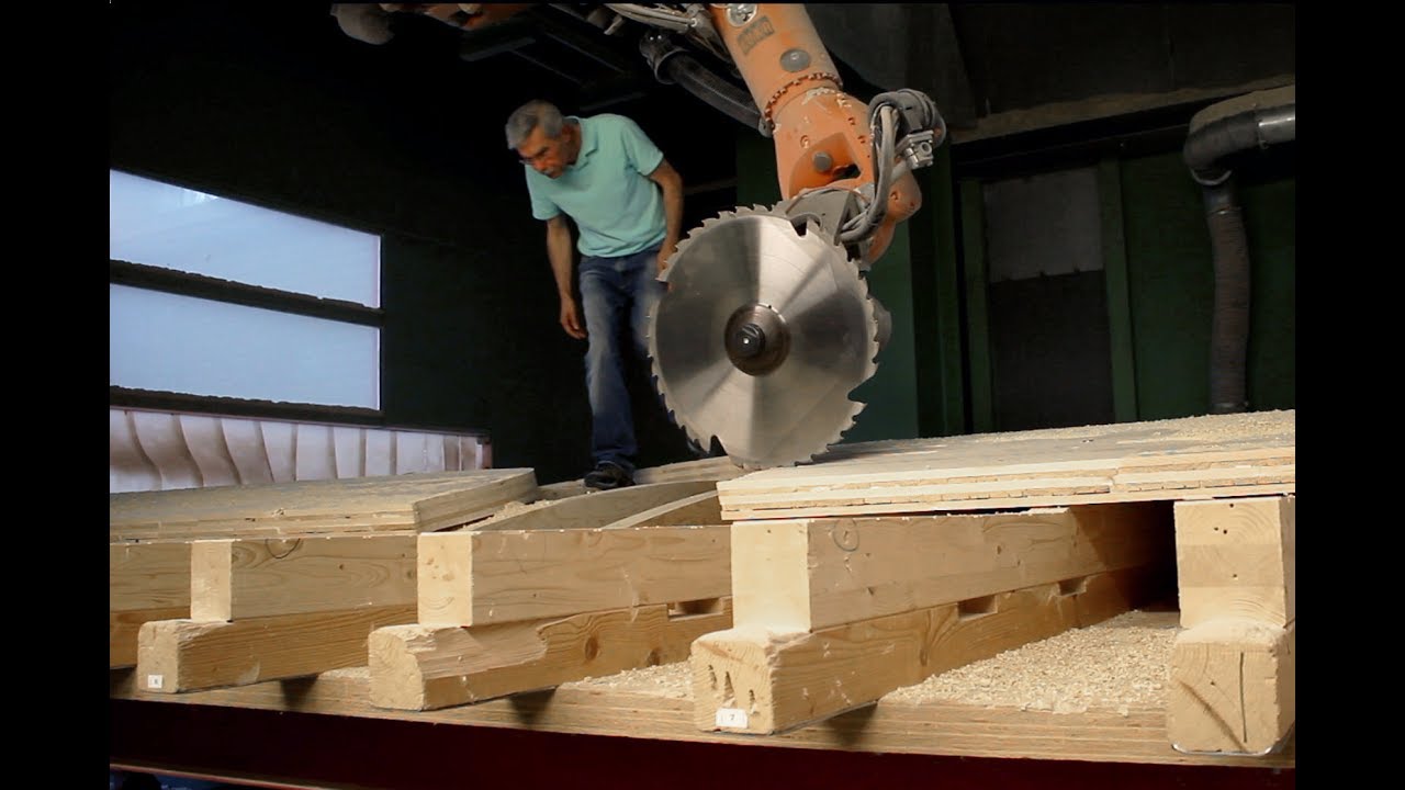 Preview image for the video "YouTube Video (gE2TUeGMJSg)" - Thumbnail.